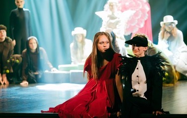 &bdquo;Calineczka &ndash; baśń o poszukiwaniu światła&rdquo; - Teatr Szydło 38