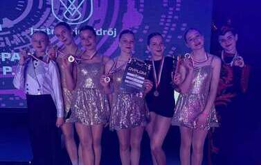 Miraż z medalami z "Dance Passion" 16