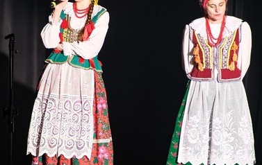  &bdquo;Niespełniona&hellip;&rdquo; Zesp&oacute;ł Pieśni i Tańca Vladislavia im. W. Bukowskiej  38