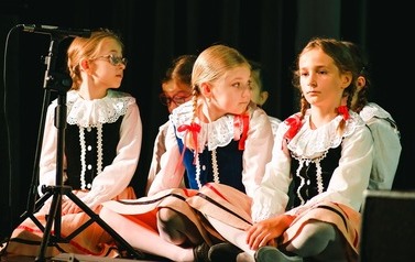  &bdquo;Niespełniona&hellip;&rdquo; Zesp&oacute;ł Pieśni i Tańca Vladislavia im. W. Bukowskiej  42