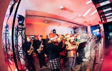 "Gwiazdkowe Melodie" Wodzisławskiej Orkiestry Rozrywkowej 58