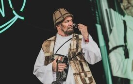 Jubileuszowy program Kabaretu Młodych Pan&oacute;w 11